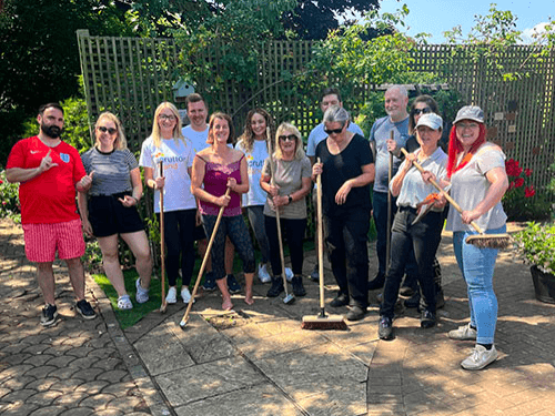 Do Good Volunteers at genesis 